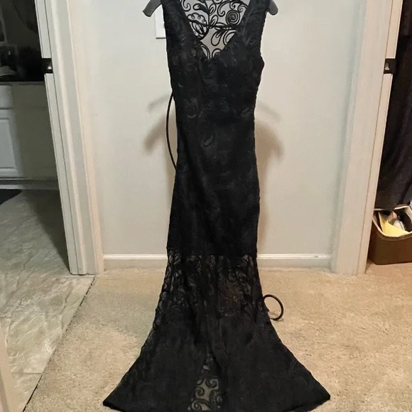 marina formal dresses Marina Midi Dress